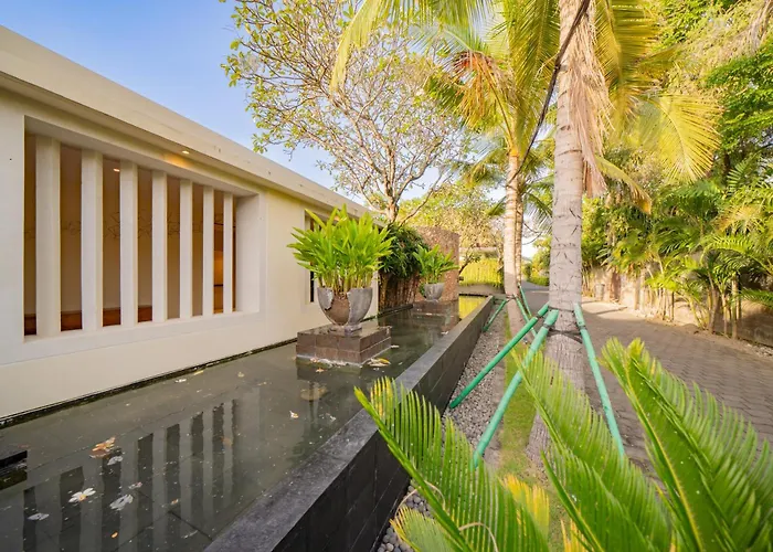 Ramadewa Beachside With Authentic Charm Villa Seminyak